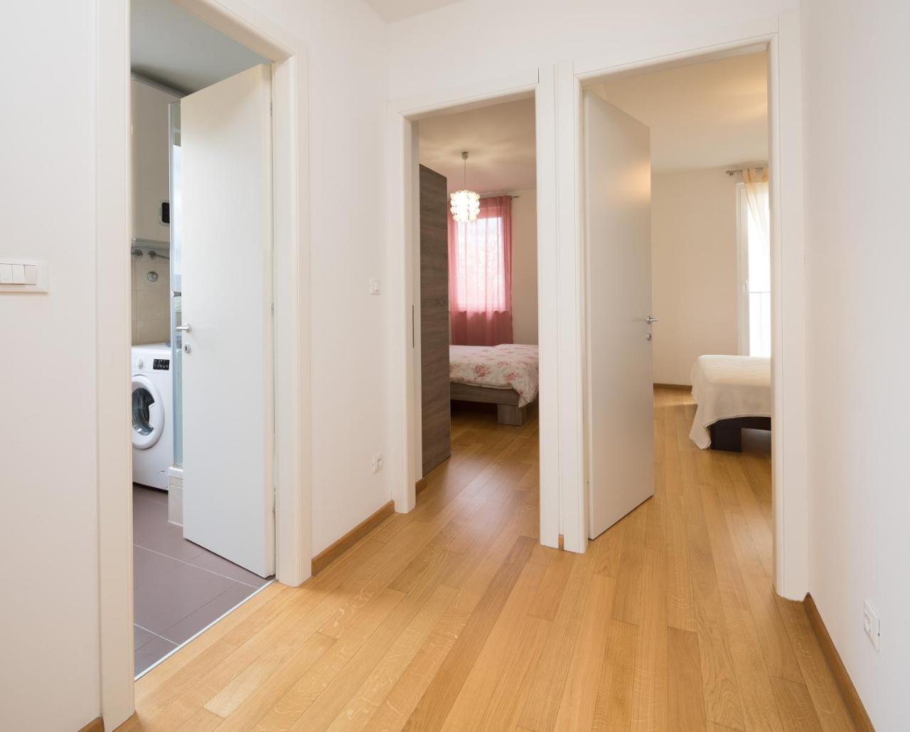 Arijana Apartman Free Private Garage Split Kültér fotó