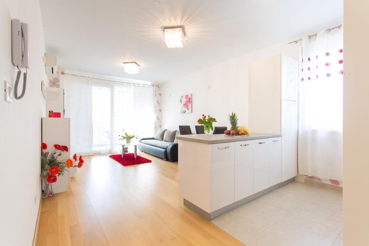 Arijana Apartman Free Private Garage Split Kültér fotó